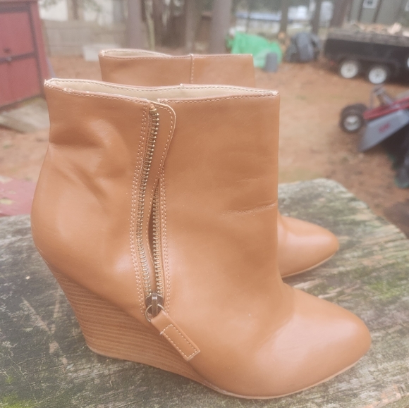 Loft Wedge Boots - Picture 7 of 13